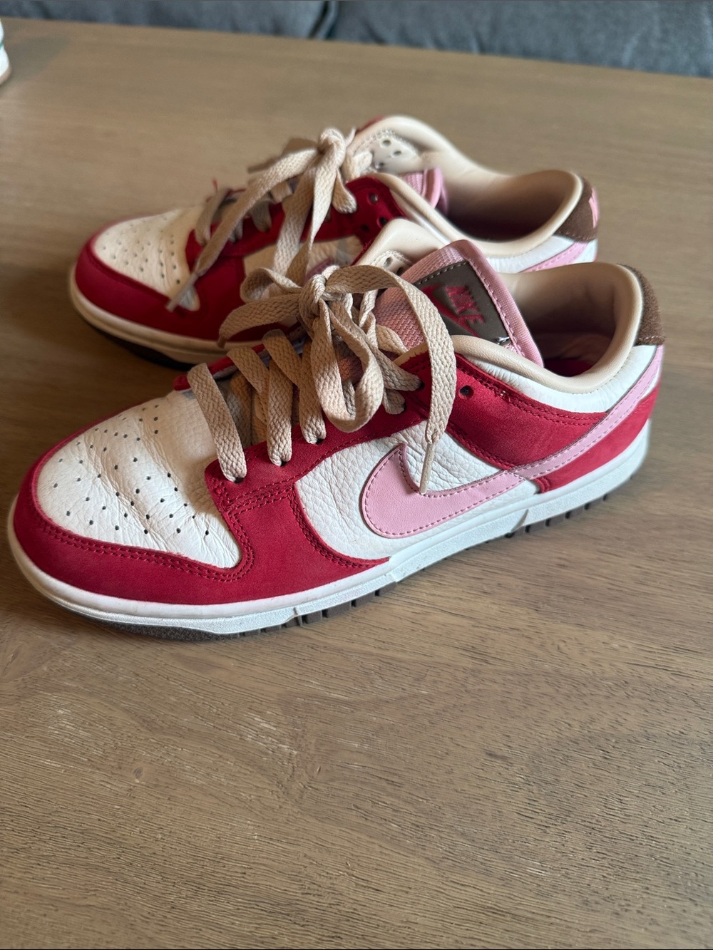 Nike Kids Low-Top Sneakers in Red, Pink & White